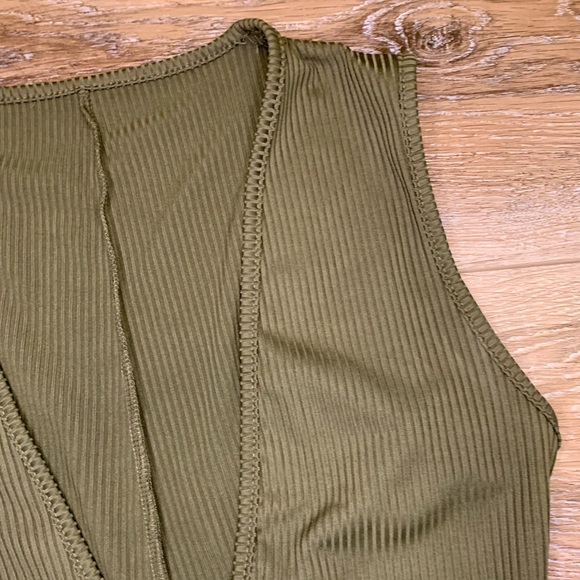 LZYVOO Solid Color Sleeveless Catsuit Jumpsuit Sexy Deep V Low-Cut - Picture 10 of 14